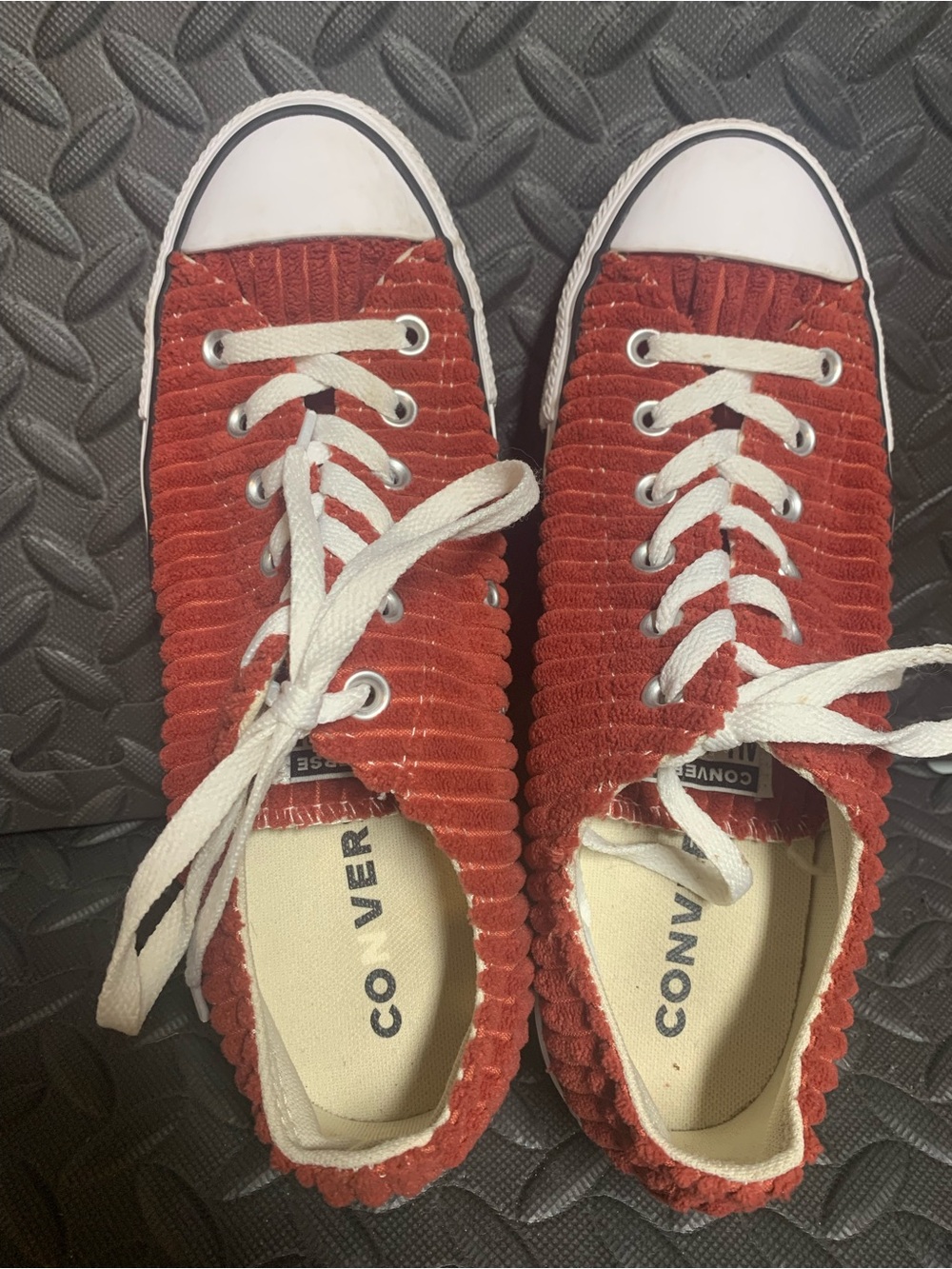 Converse unisex Rust Color Corduroy Low-Top Sneakers with White Trim.